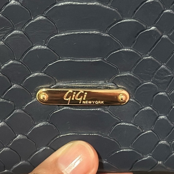 Vintage Used Gigi New York Blue Zippered Clutch Bag Ladies Purse Accessory - Picture 5 of 6